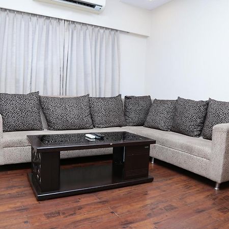 Kc Manor Hotel Jamshedpur Bagian luar foto