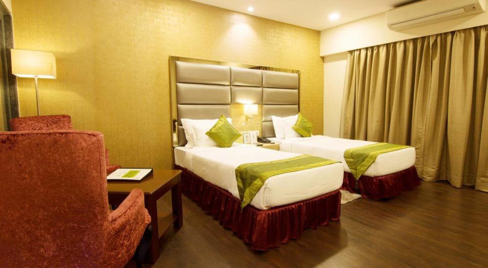 Kc Manor Hotel Jamshedpur Bagian luar foto