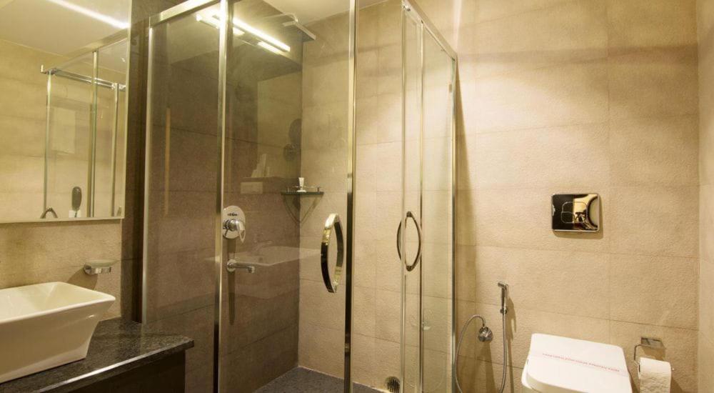 Kc Manor Hotel Jamshedpur Bagian luar foto