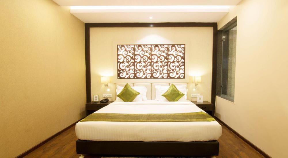 Kc Manor Hotel Jamshedpur Bagian luar foto
