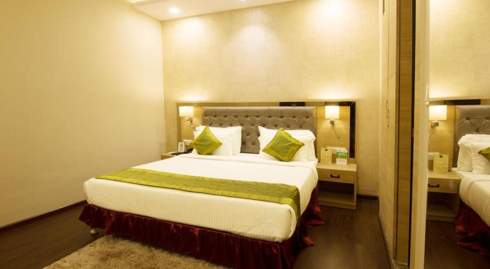 Kc Manor Hotel Jamshedpur Bagian luar foto