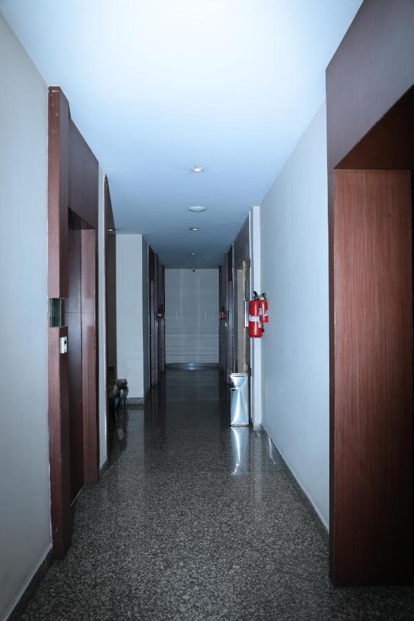 Kc Manor Hotel Jamshedpur Bagian luar foto